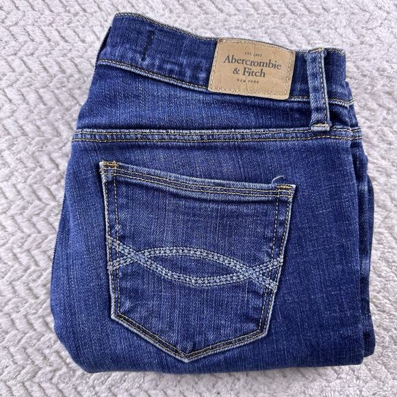 Abercrombie & Fitch Jeans Women’s Slim Straight Low Rise 26/2 Whiskered Blue - Picture 13 of 13